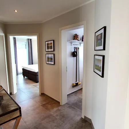 Luxus_eg_fewo Tee One Apartman